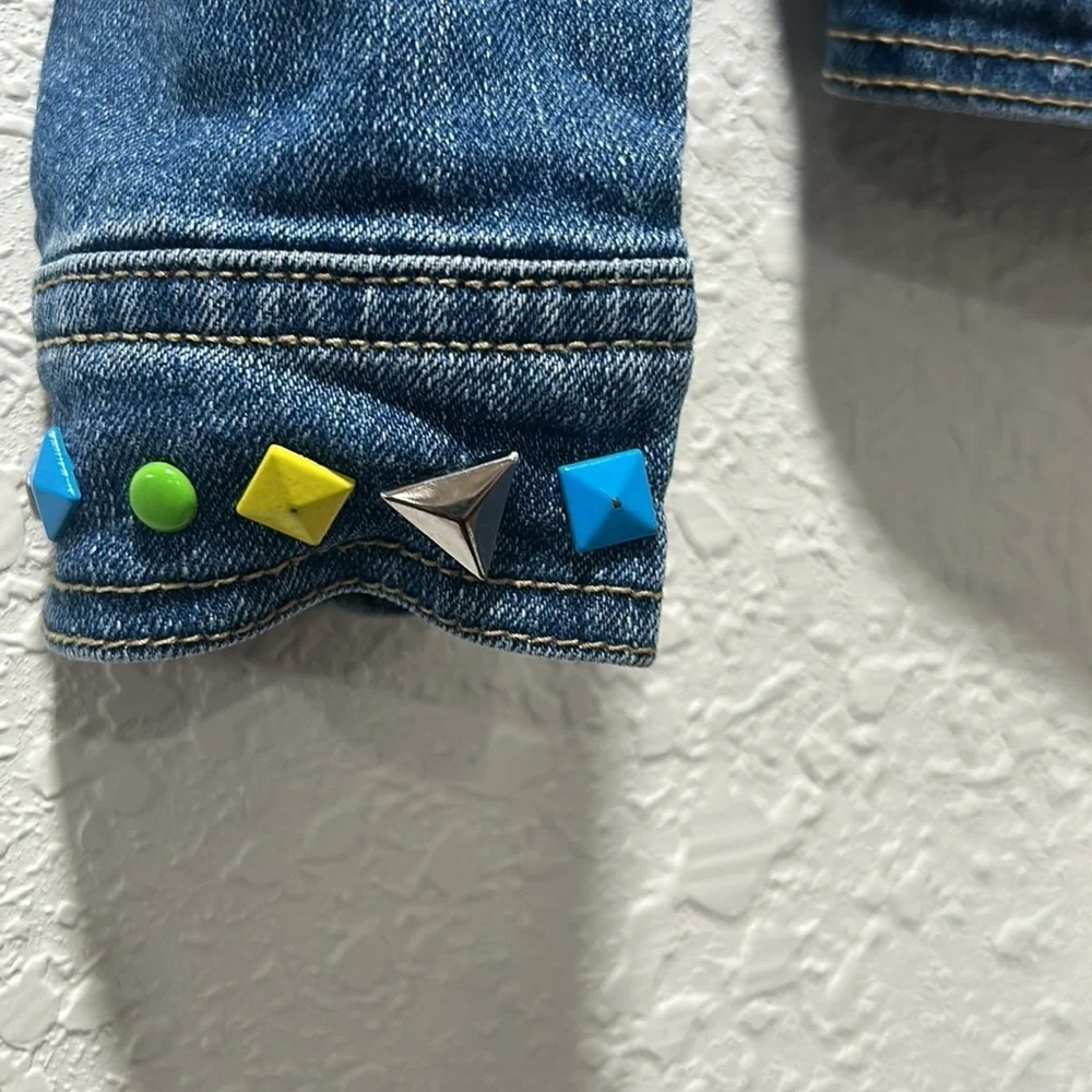 The children’s place blue Jean jacket size 5/6 GUC